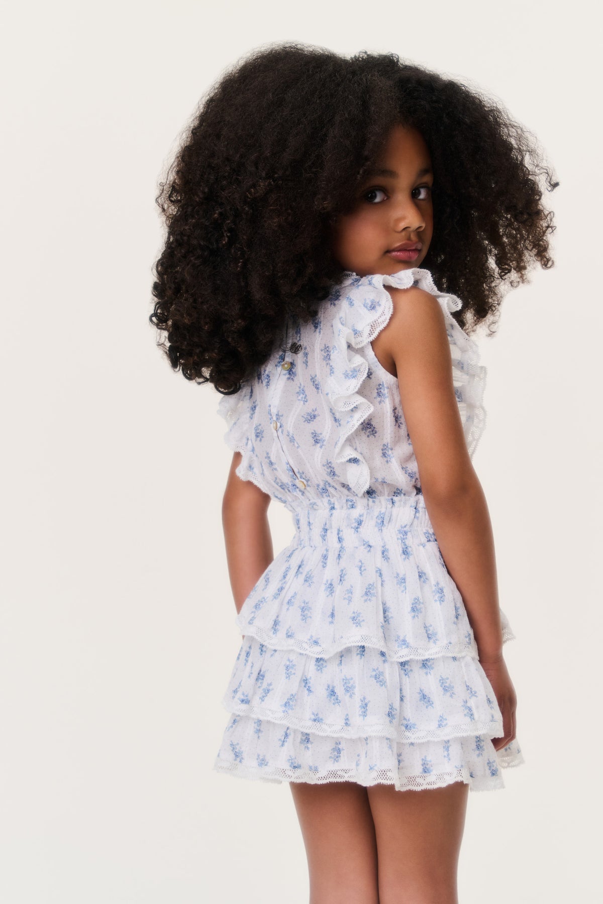 Girls' light blue cloud-print tiered ruffle dress, ruffled cap sleeves
