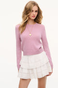 Dusty rose fitted cashmere pullover with crew neck and long sleeves