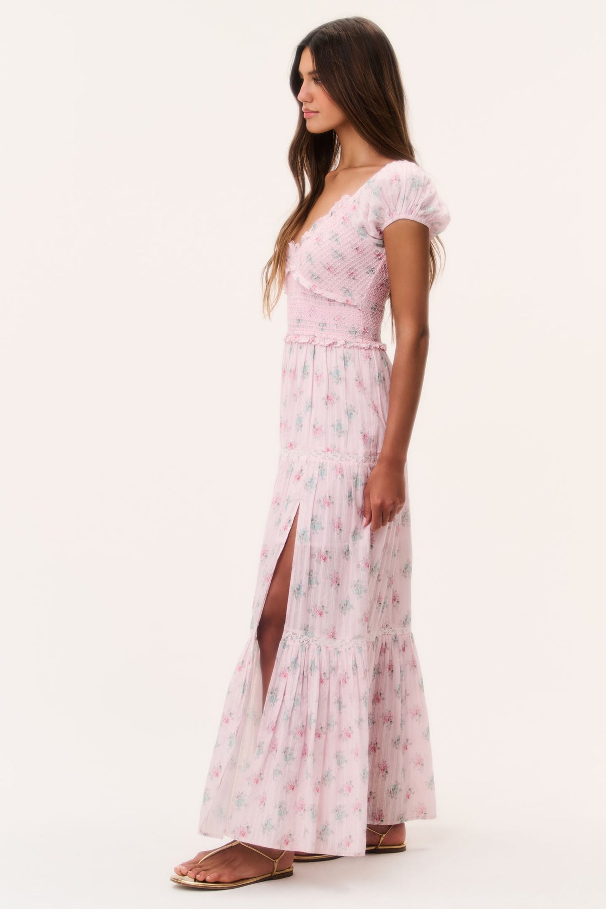 Floral cotton maxi dress in pale pink with puff sleeves and side front slit