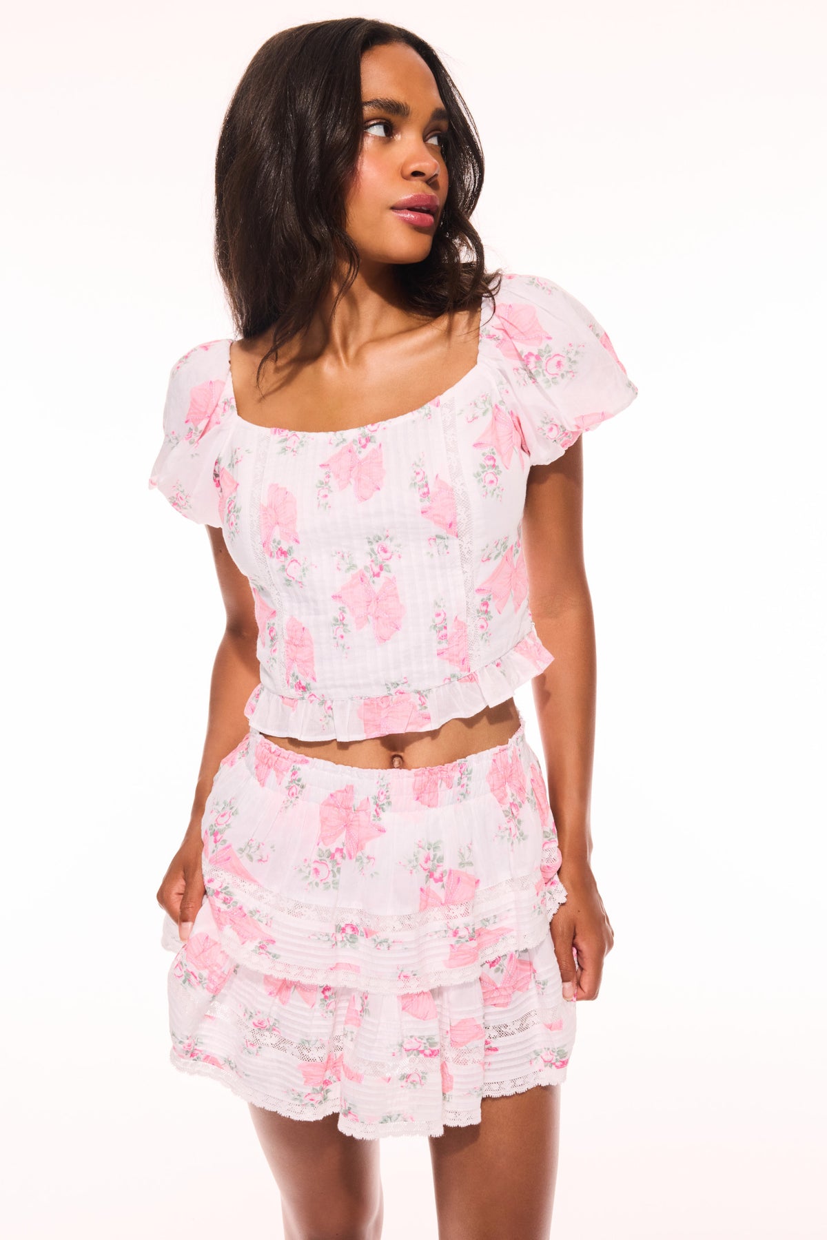 Pink and white floral print off-shoulder ruffle cropped top with tiered detail