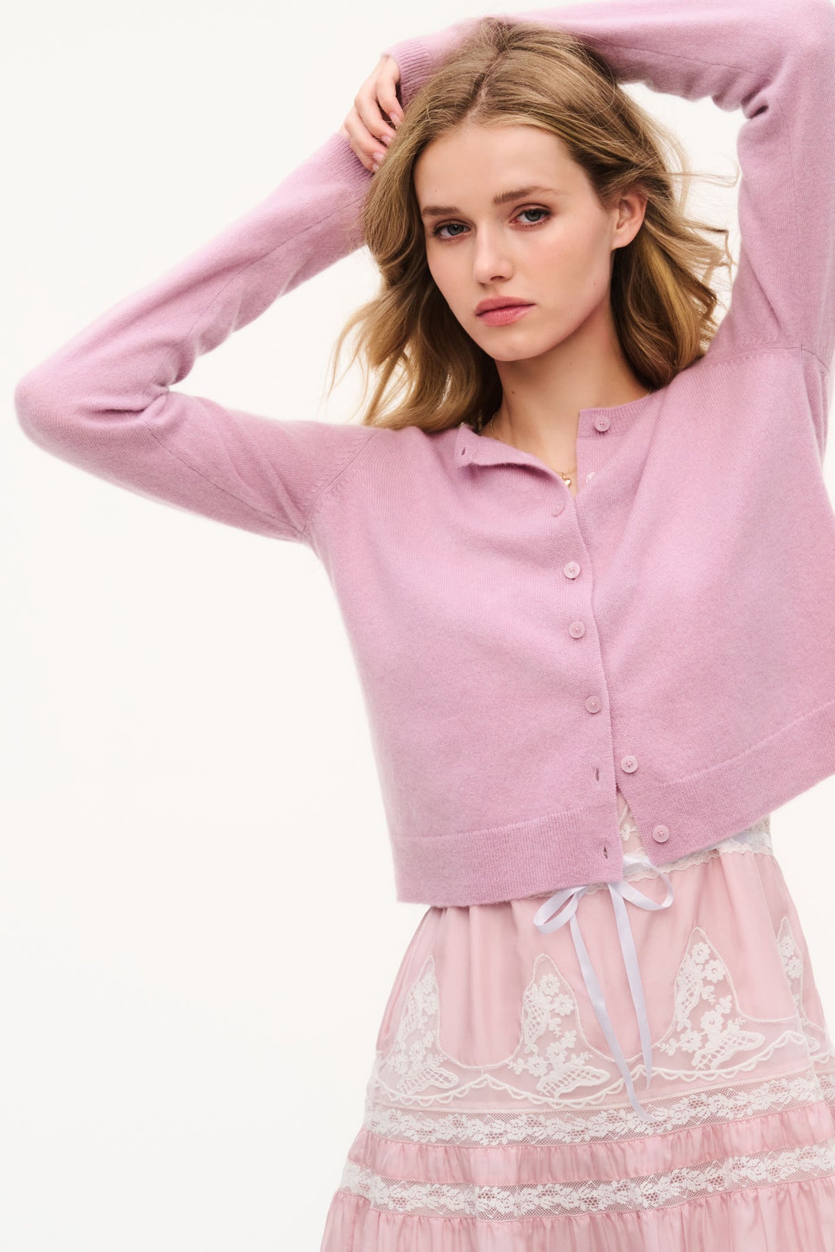 Rose-pink cashmere cardigan with button front and cropped sleeves