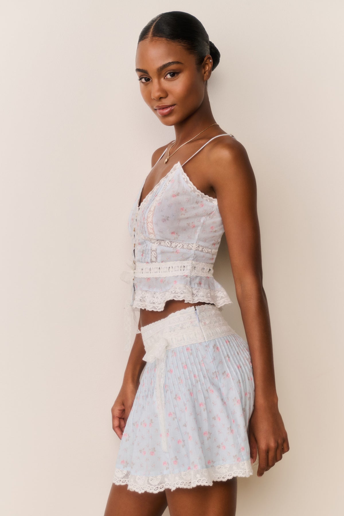Floral cotton mini skirt, tiered ruffles and lace trim